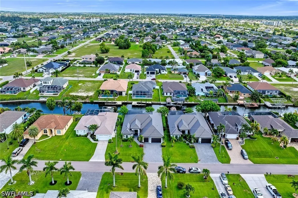 1905 SW 29th Terrace Cape Coral FL 33914