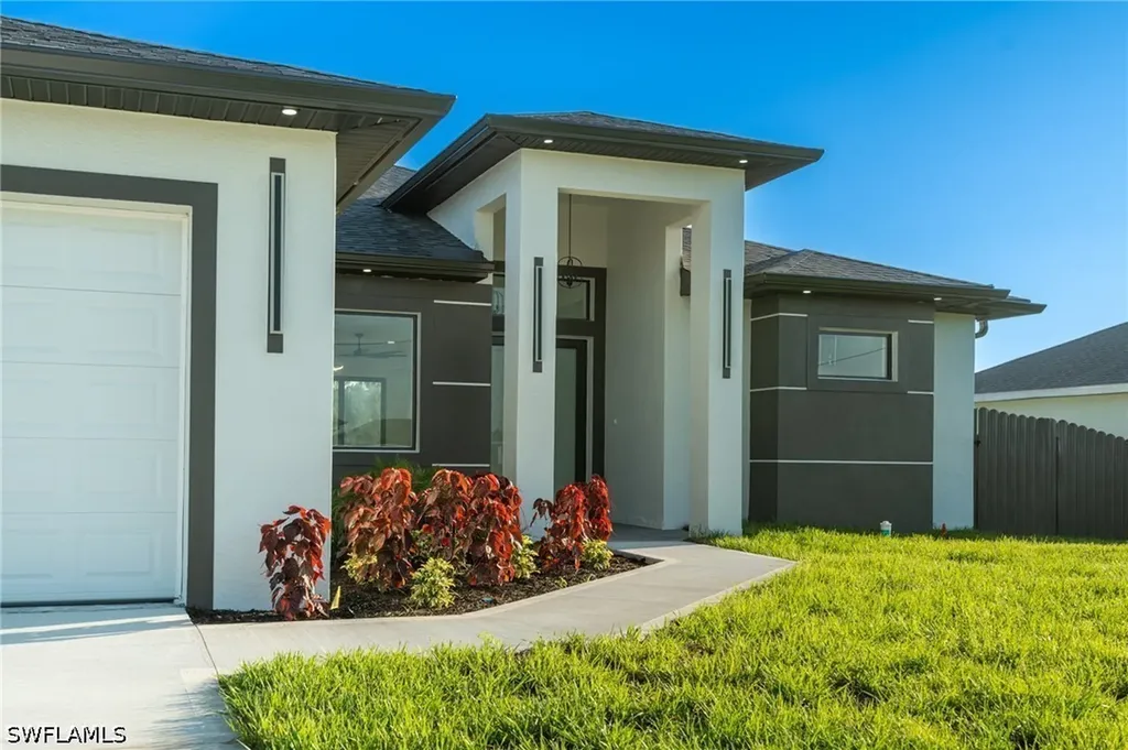 2516 24th Street W Lehigh Acres FL 33971
