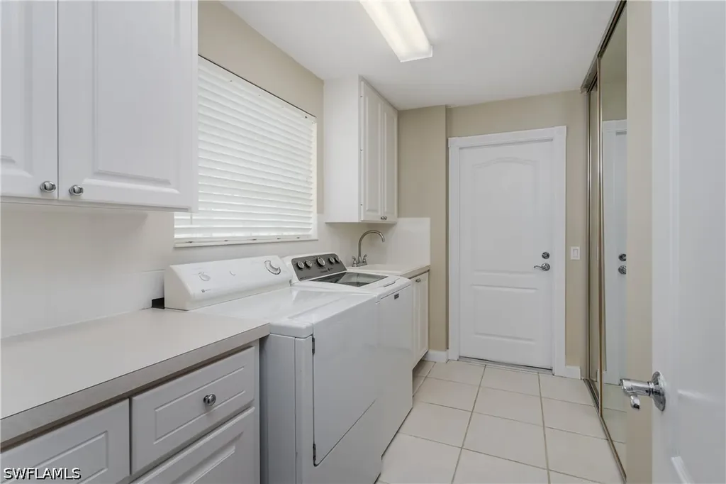 4949 Kingston Way Naples FL 34119