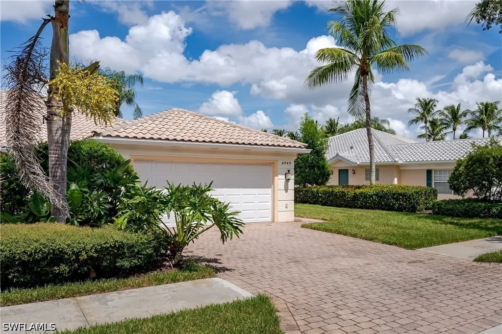 4949 Kingston Way Naples FL 34119