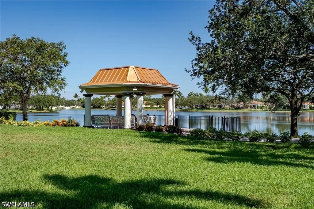 4949 Kingston Way Naples FL 34119