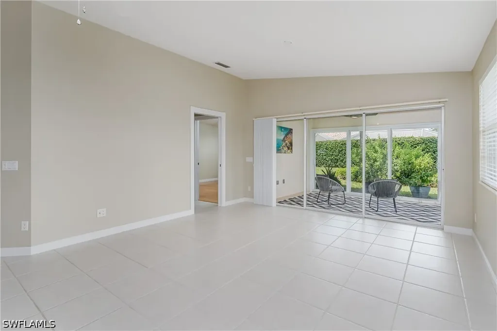 4949 Kingston Way Naples FL 34119