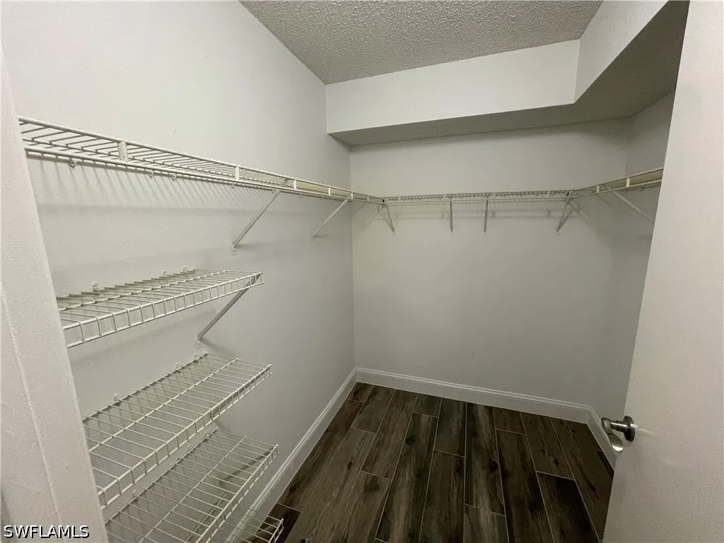2190 Arbour Walk Circle Naples FL 34109
