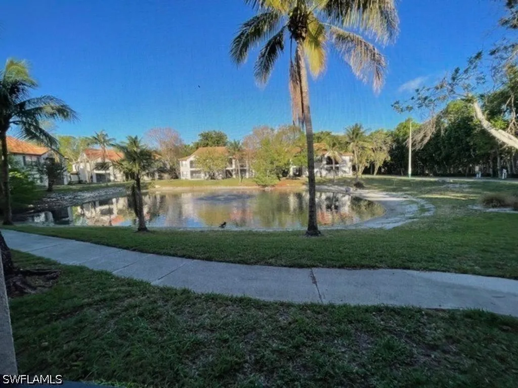2190 Arbour Walk Circle Naples FL 34109