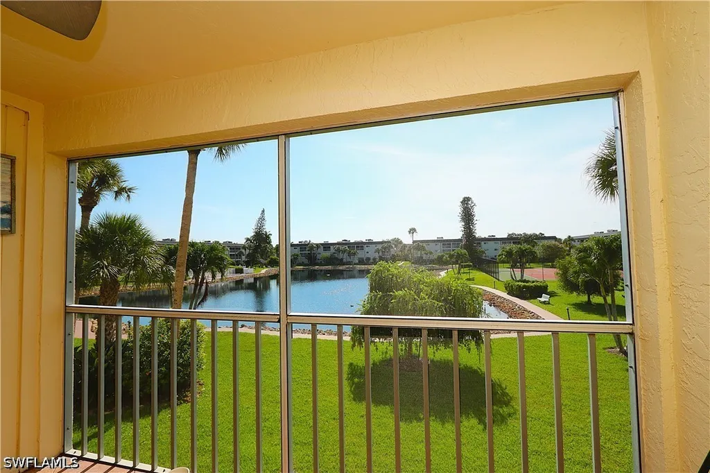1004 Manatee Road Naples FL 34114