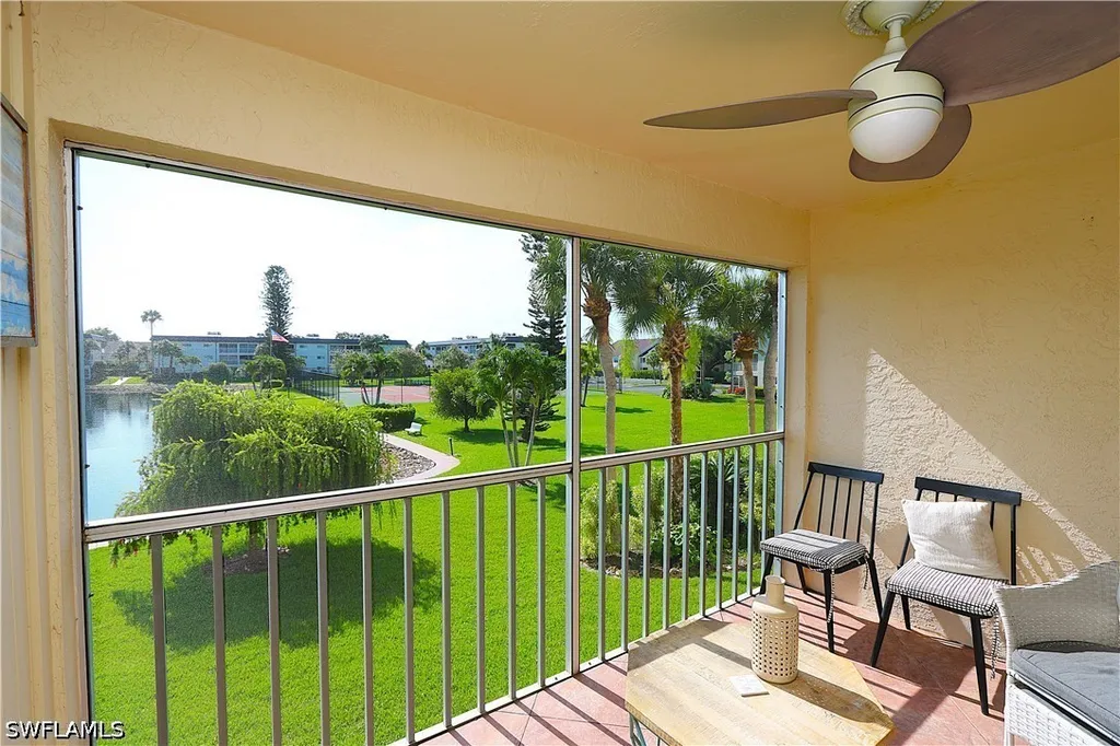 1004 Manatee Road Naples FL 34114