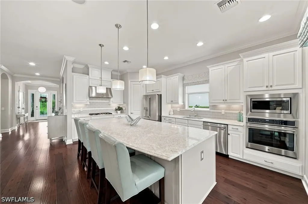 9392 Terresina Drive Naples FL 34119