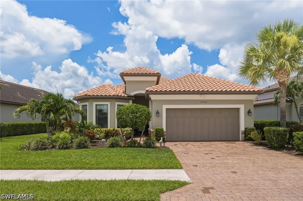 9392 Terresina Drive Naples FL 34119