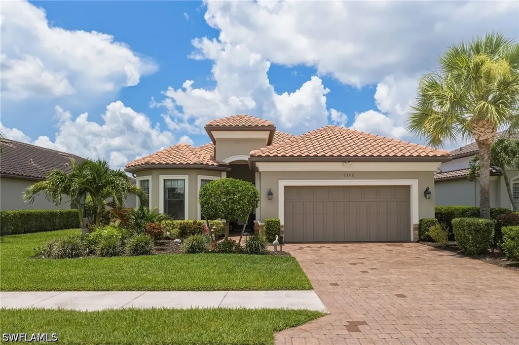9392 Terresina Drive Naples FL 34119