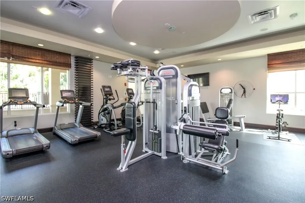9123 Strada Place Naples FL 34108