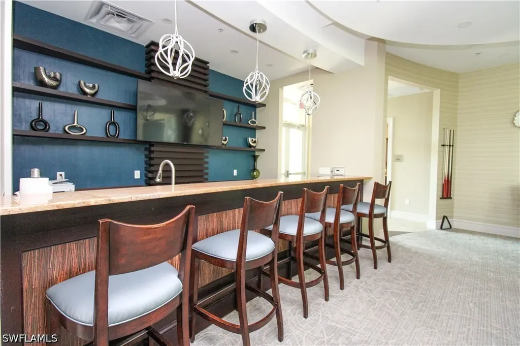 9123 Strada Place Naples FL 34108
