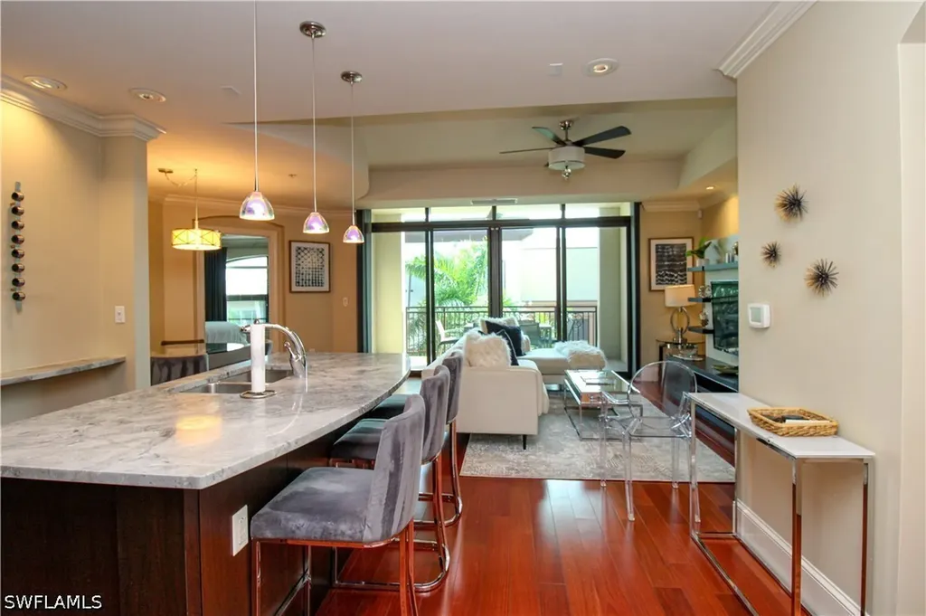 9123 Strada Place Naples FL 34108