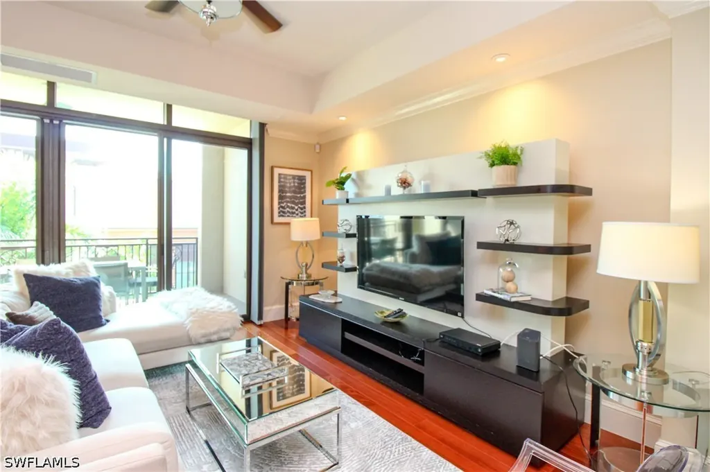 9123 Strada Place Naples FL 34108