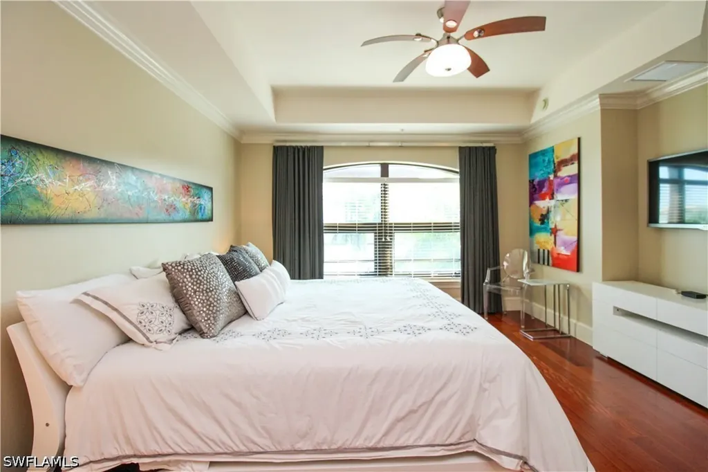 9123 Strada Place Naples FL 34108