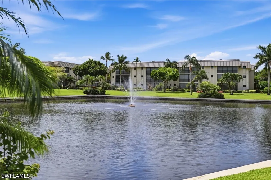 788 Park Shore Drive Naples FL 34103