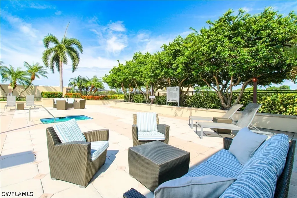 9123 Strada Place Naples FL 34108