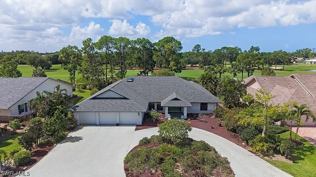 1926 Princess Court Naples FL 34110