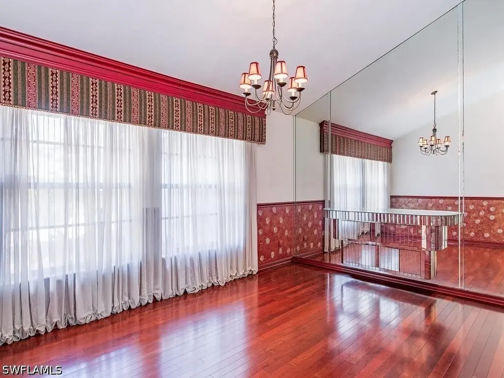 1926 Princess Court Naples FL 34110