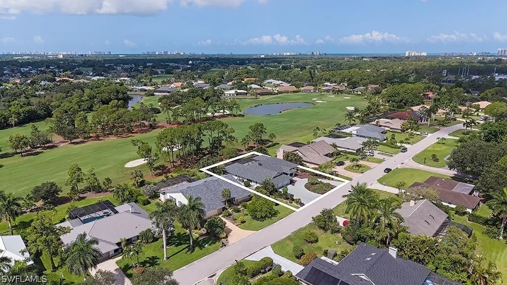 1926 Princess Court Naples FL 34110