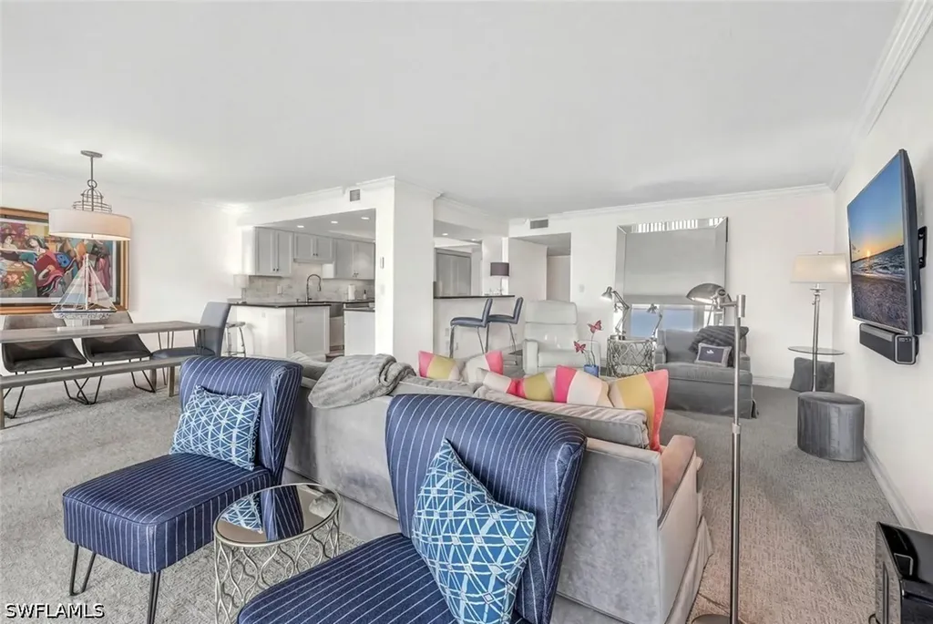 2381 Gulf Shore Boulevard N Naples FL 34103