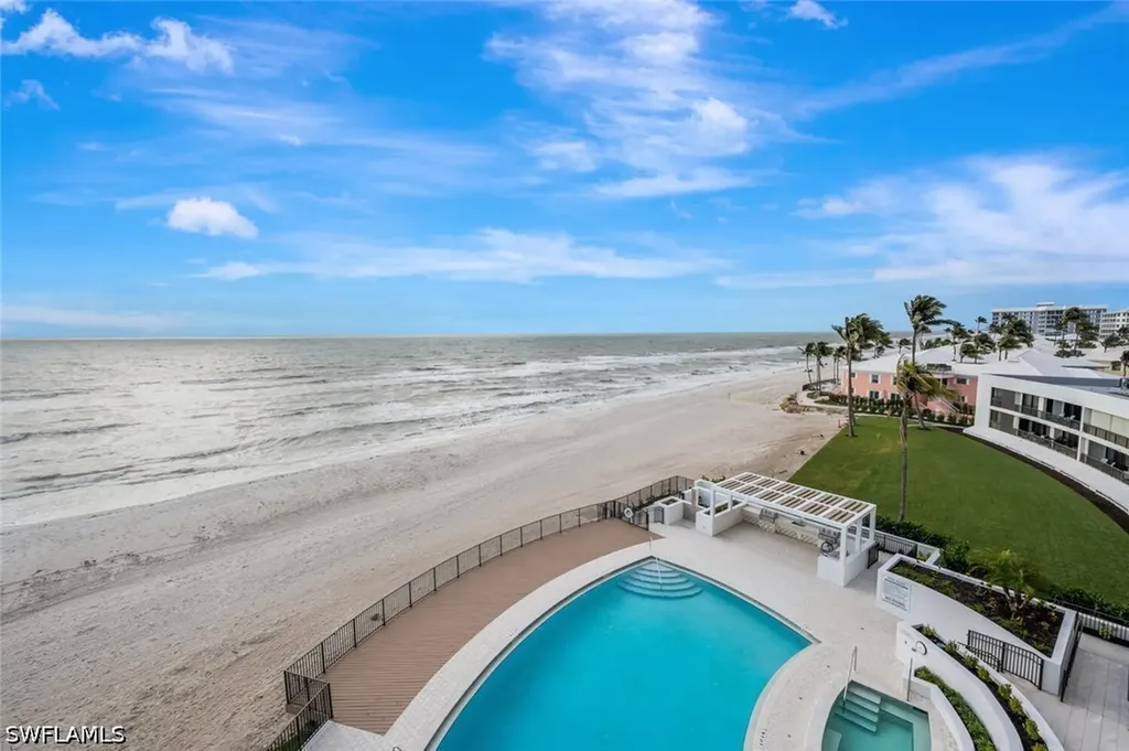 2381 Gulf Shore Boulevard N Naples FL 34103