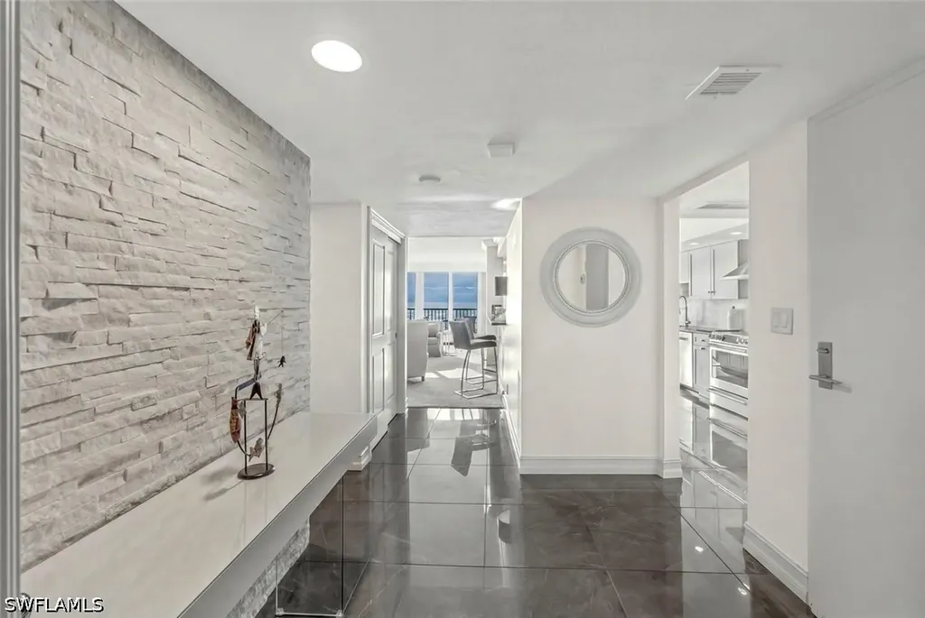 2381 Gulf Shore Boulevard N Naples FL 34103