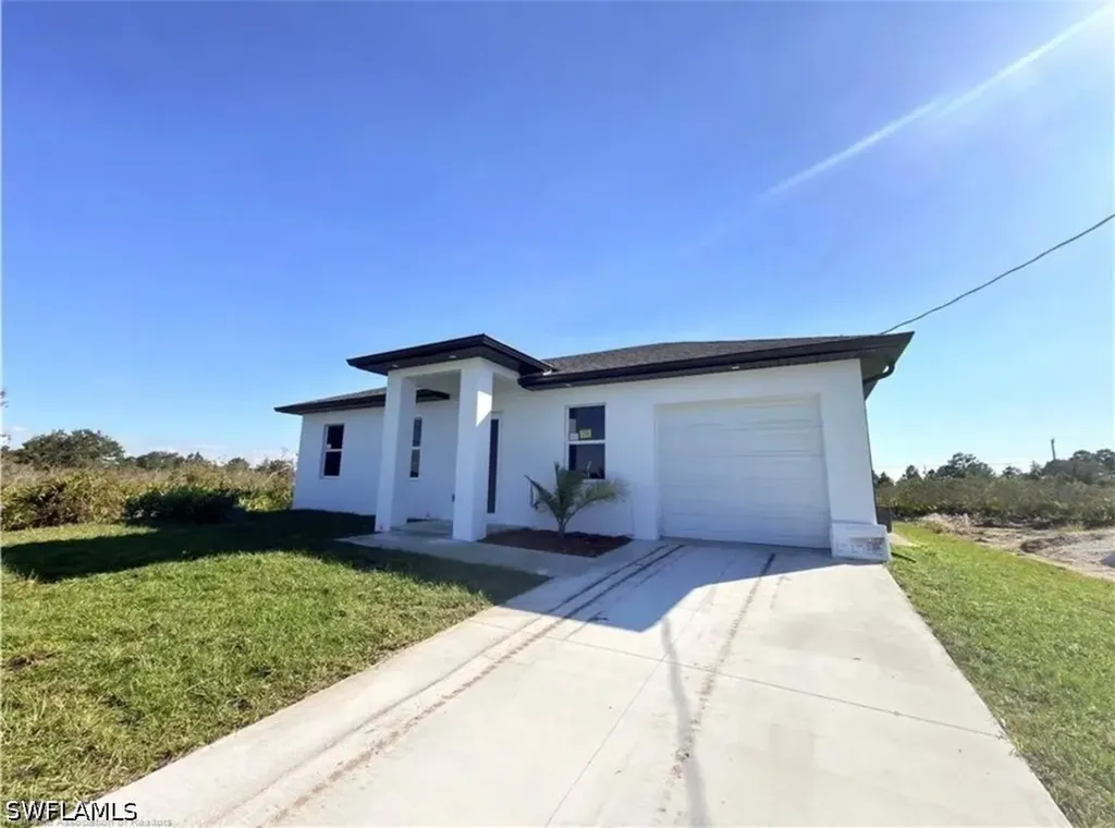 2504 71st Street W Lehigh Acres FL 33971