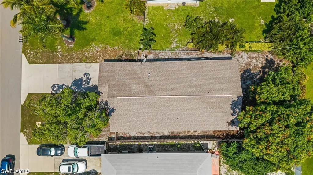 715 106th Avenue N Naples FL 34108