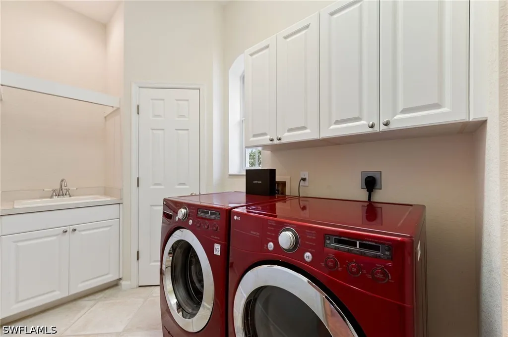 10000 Valiant Court Miromar Lakes FL 33913