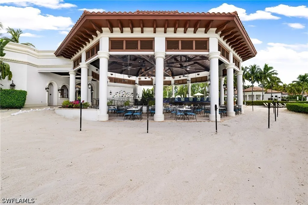 10000 Valiant Court Miromar Lakes FL 33913