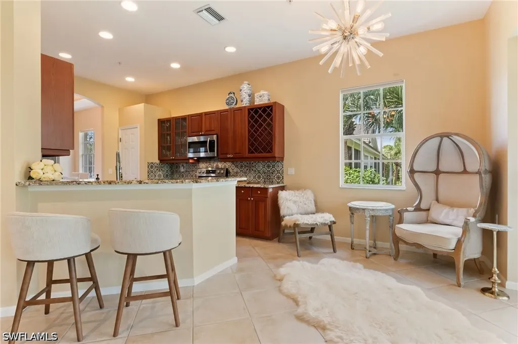 10000 Valiant Court Miromar Lakes FL 33913