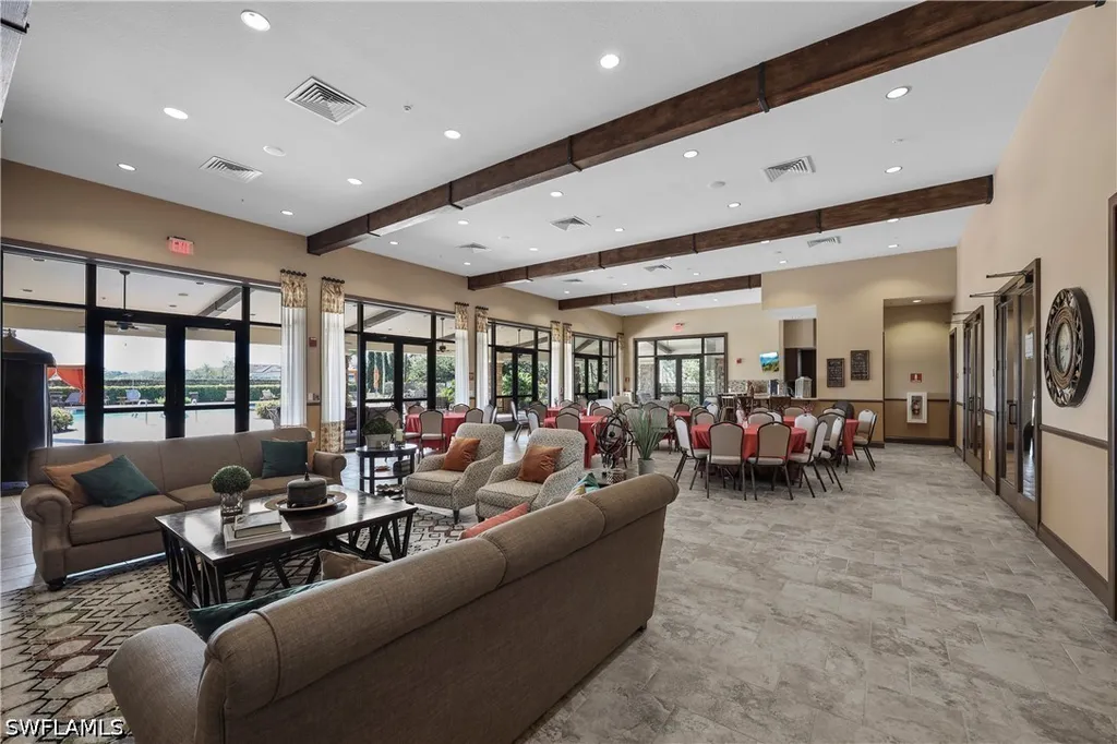 8110 Calle Canovas Street Naples FL 34114