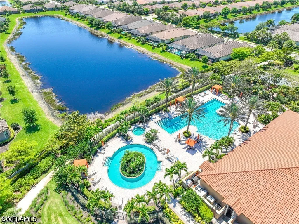 8110 Calle Canovas Street Naples FL 34114