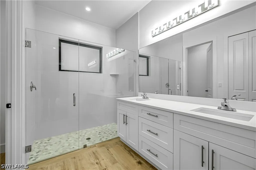 2946 18th Avenue NE Naples FL 34120