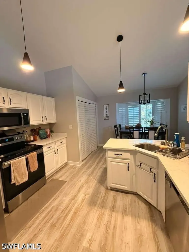 113 Bristol Lane Naples FL 34112