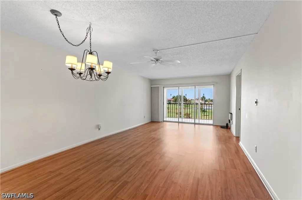 21 High Point Circle E Naples FL 34103