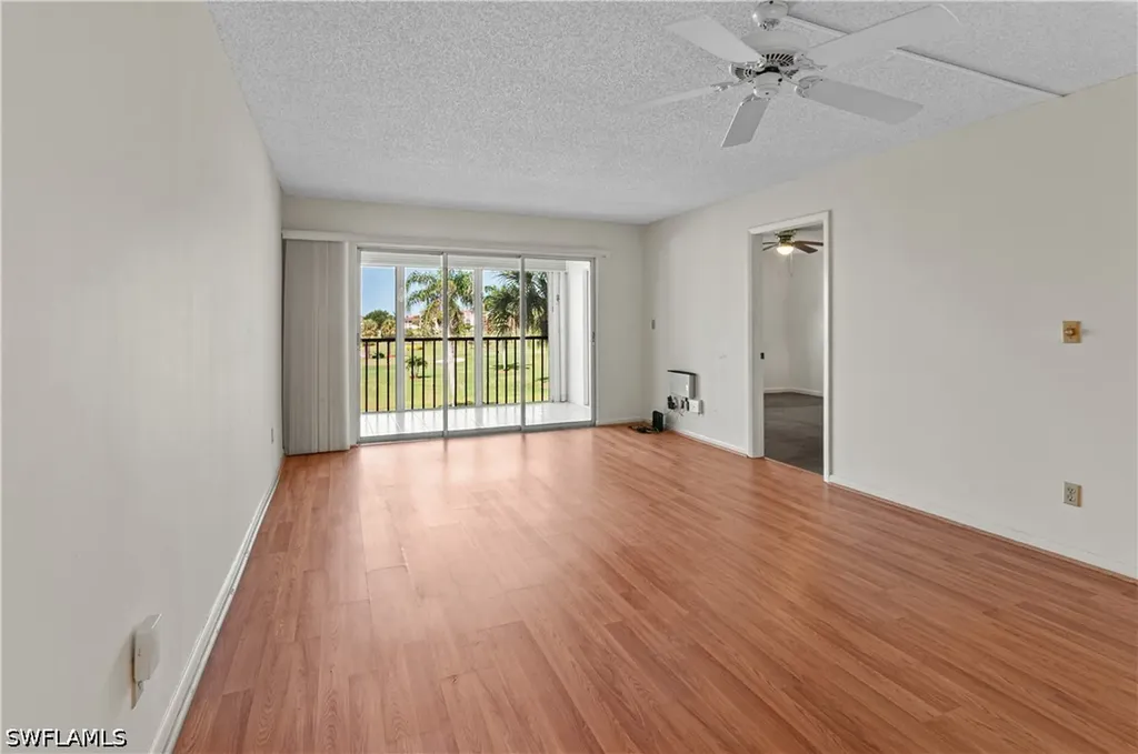 21 High Point Circle E Naples FL 34103