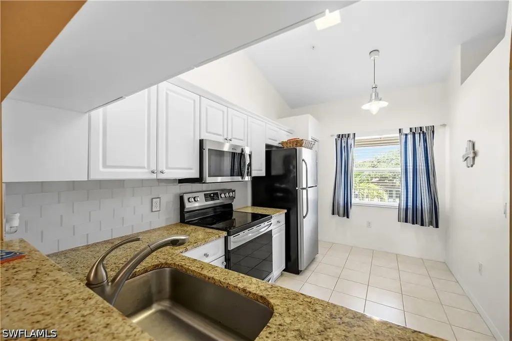 6605 Huntington Lakes Circle Naples FL 34119