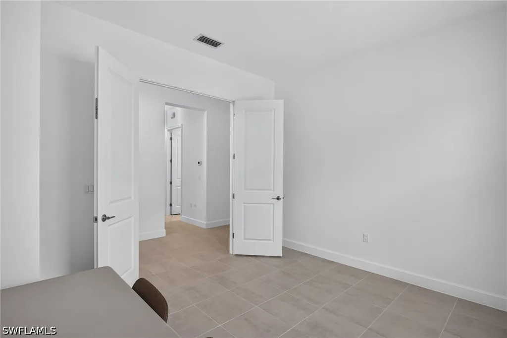 12448 Violet Lane Naples FL 34120