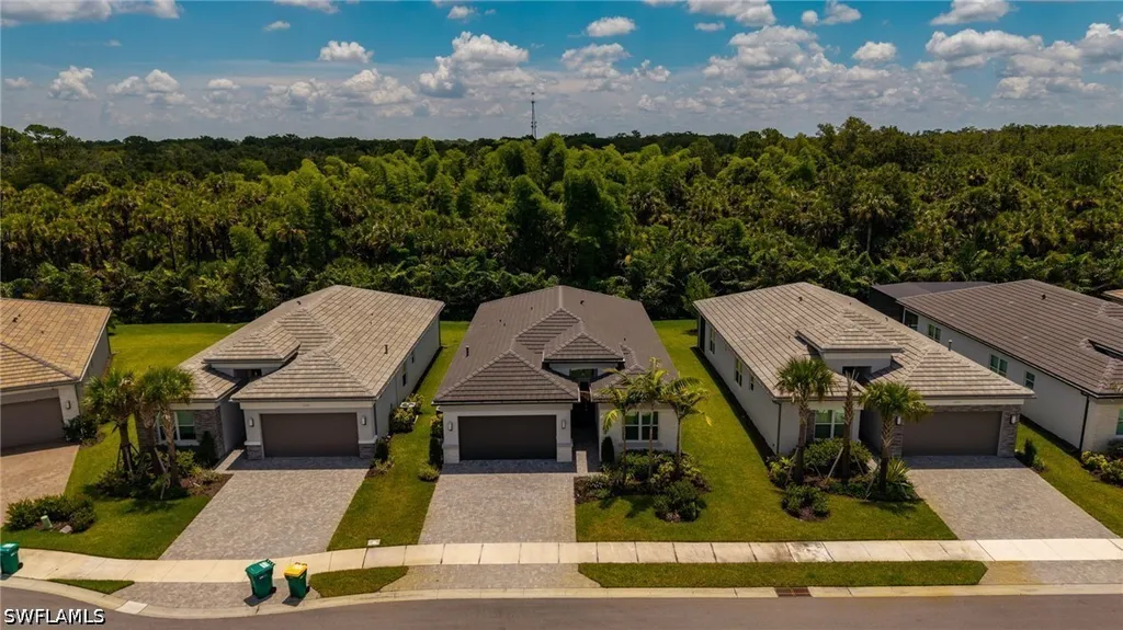 12448 Violet Lane Naples FL 34120