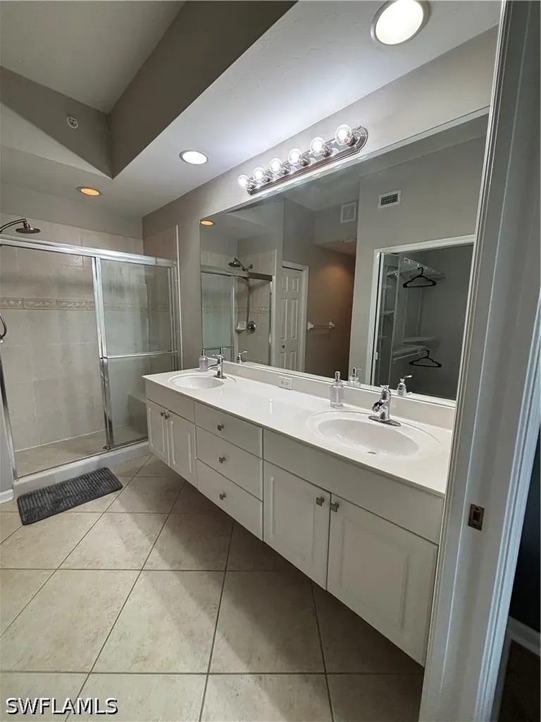 6820 Beach Resort Drive Naples FL 34114