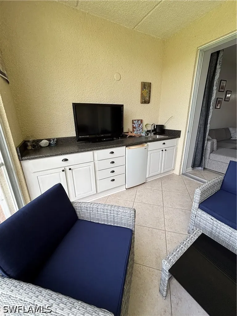 6820 Beach Resort Drive Naples FL 34114