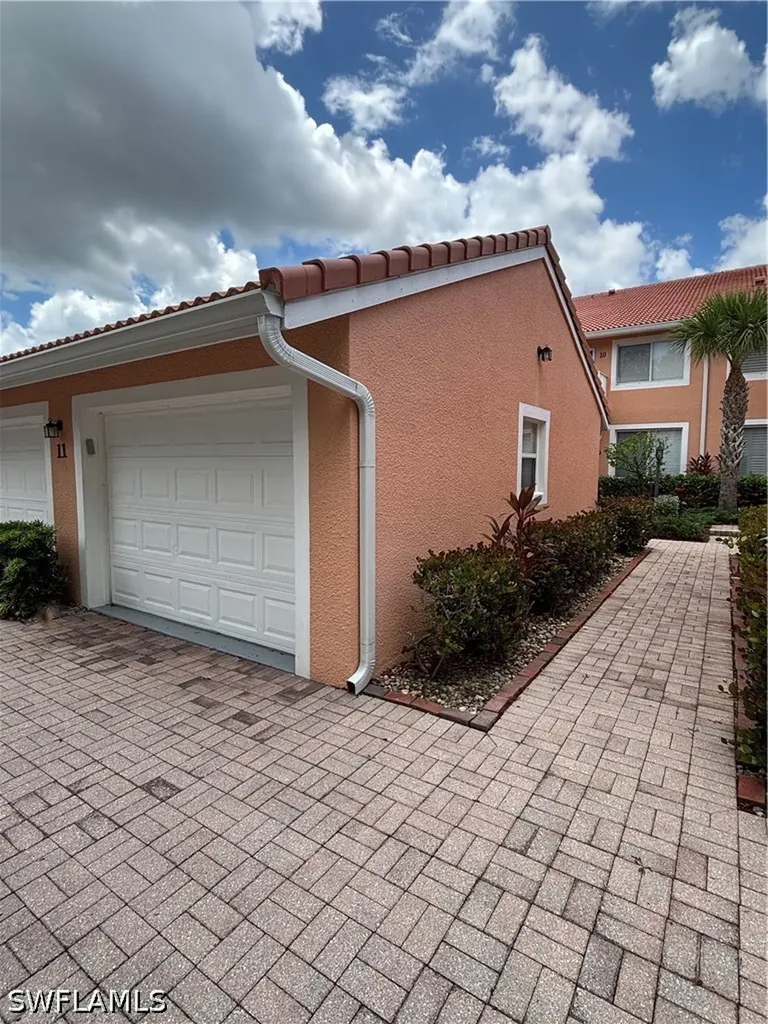 6820 Beach Resort Drive Naples FL 34114