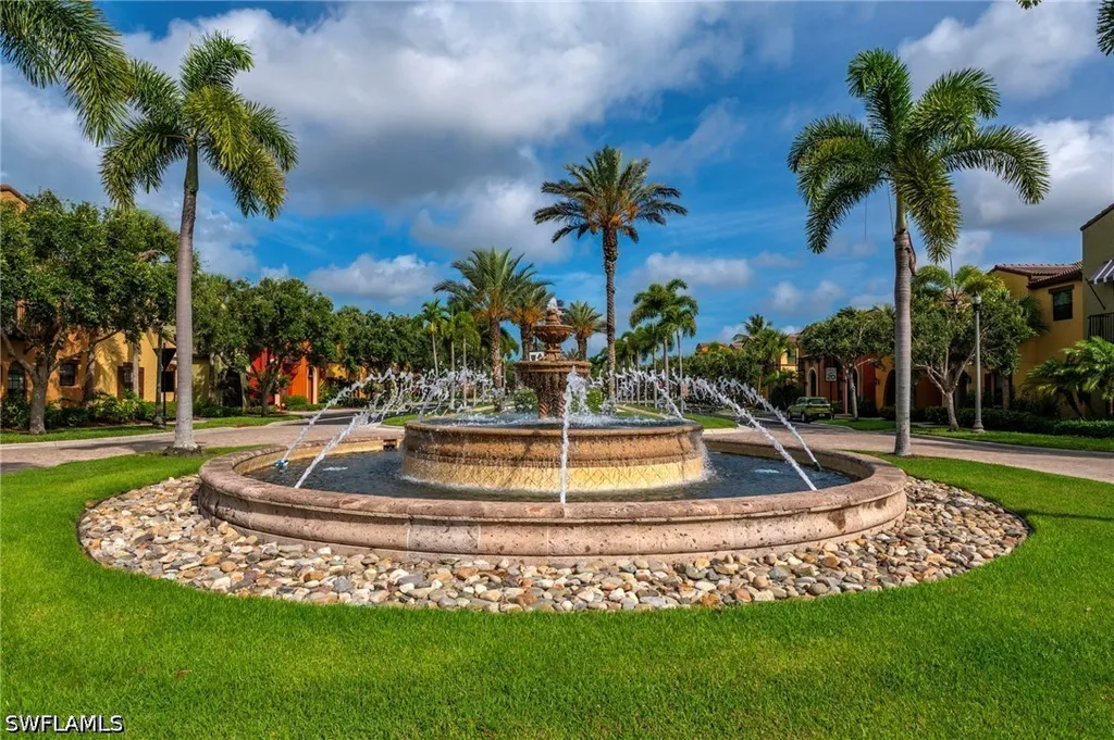 9066 Albion Lane N Naples FL 34113