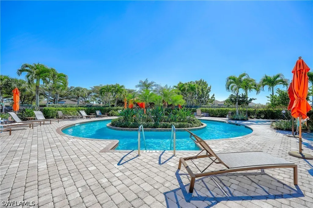 8110 Calle Canovas Street Naples FL 34114