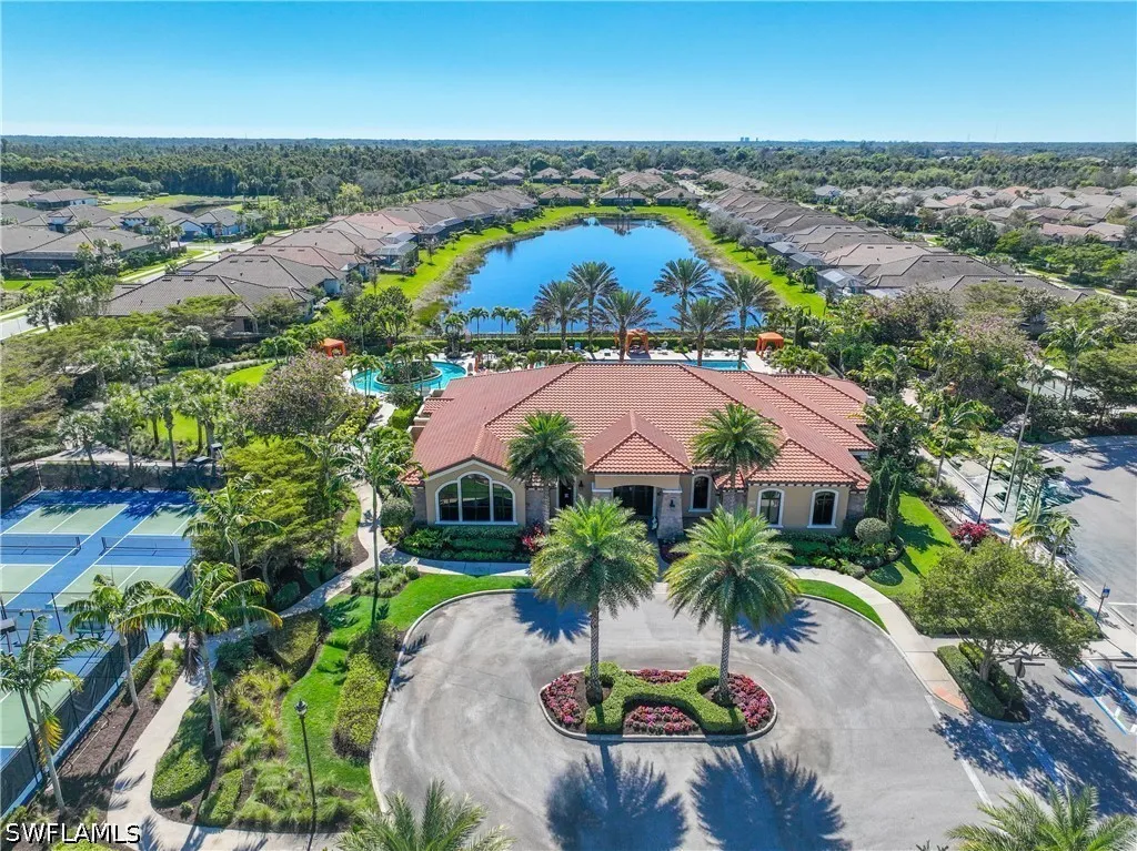 8110 Calle Canovas Street Naples FL 34114