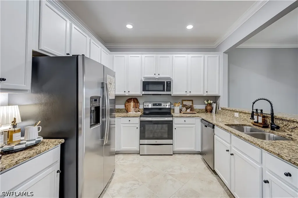 2620 Blossom Way Naples FL 34120