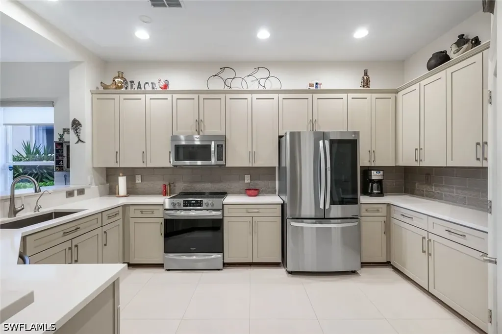 13850 Cleto Drive Estero FL 33928