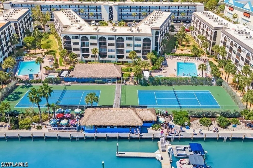 1031 Anglers Cove Marco Island FL 34145