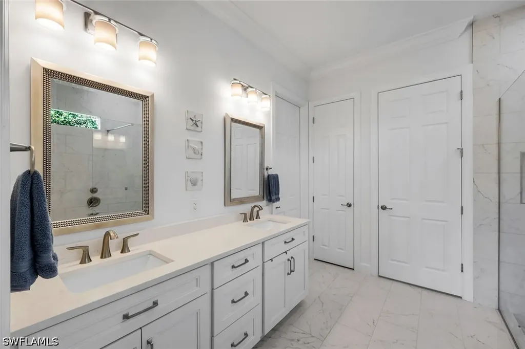 9259 Fieldstone Lane Naples FL 34120
